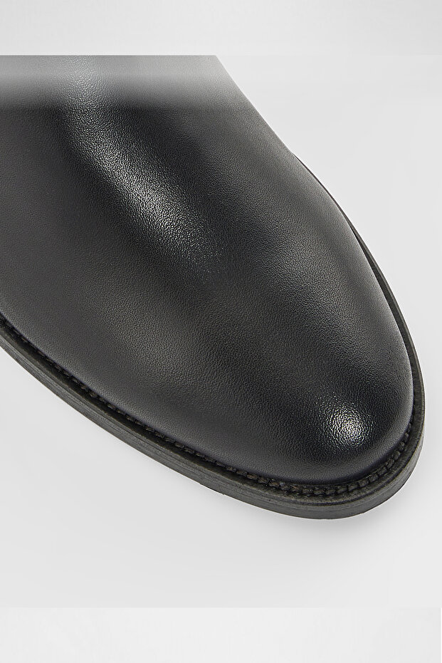 Nome-tr - Siyah Kadın Bot - 5