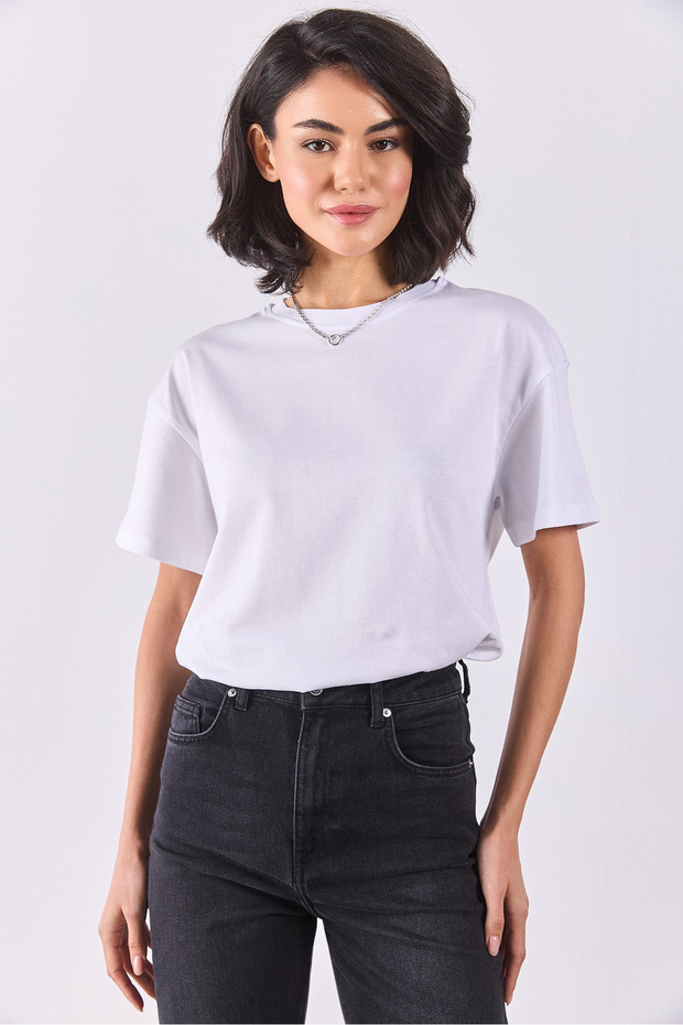 Bisiklet Yaka Oversize Rahat Kalıp Basic Tişört - BEYAZ - 7