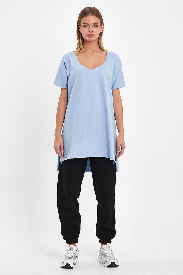 Kadın V Yaka Yırtmaçlı Oversize Basic Tişört - 4