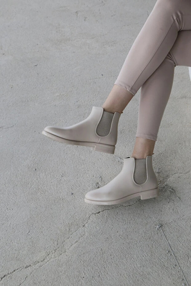 Karel Bej Yağmur Botu - 1