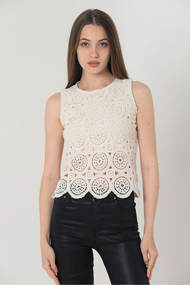 Women's Summer Beige Crew Neck Openwork Lace Blouse 17D-2328