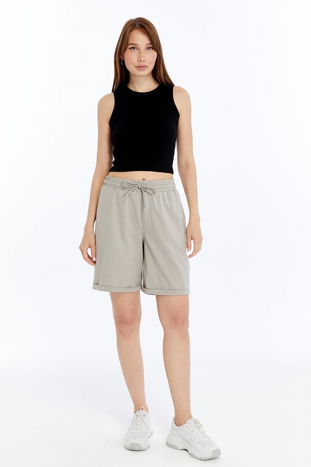 Kadın Oversize Yumuşak Dokulu Şort Modal Karışımlı Katlamalı Paça - 2