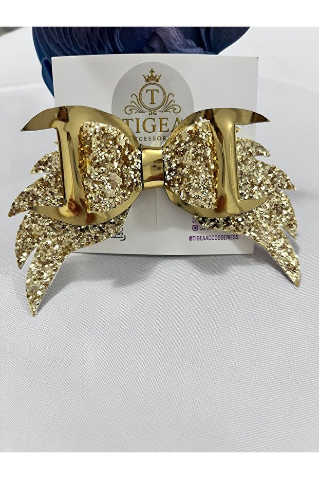 مشبك لامع