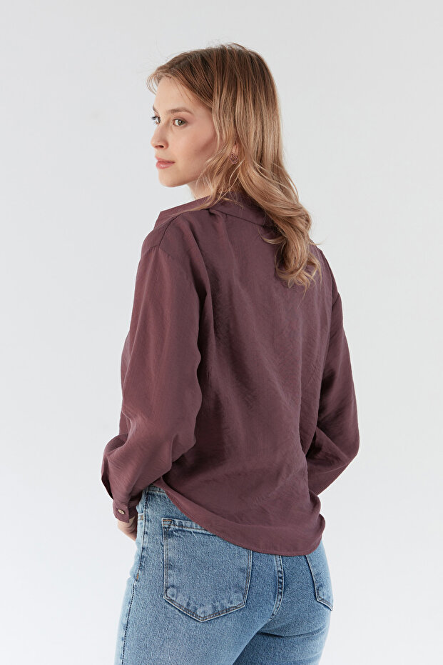 Basic Body Detaylı Kolyeli Gömlek - 3