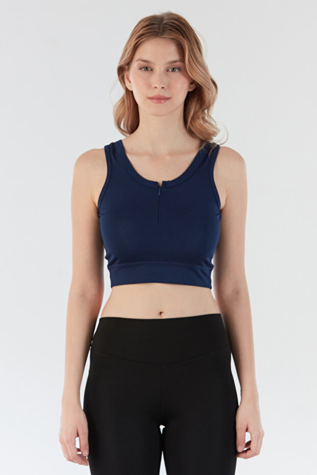 جسم قصير أساسي بسحاب أمامي - 6