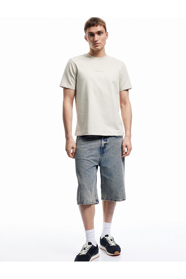 Kısa Kollu Bisiklet Yaka Regular Fit Pamuklu Minimal Baskılı Tişört - 2