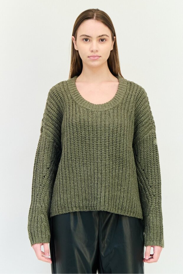 Women Round Neck Textured Sweater, Olive