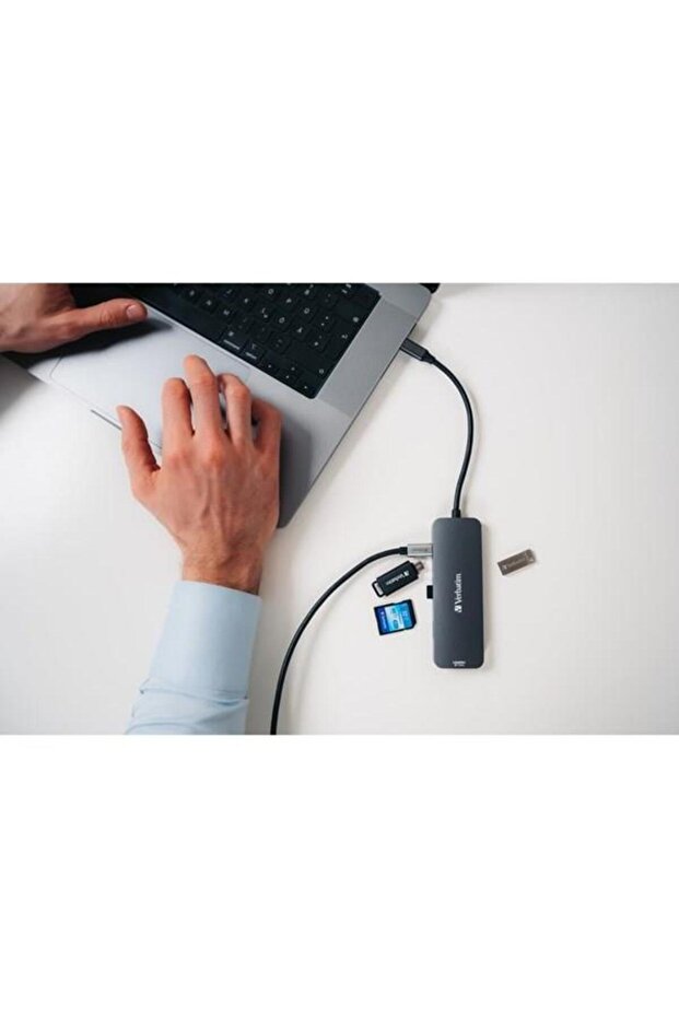 32151 USB-C PRO 8 PORT ÇOK BAĞLANTILI HUB CMH-08 - 5