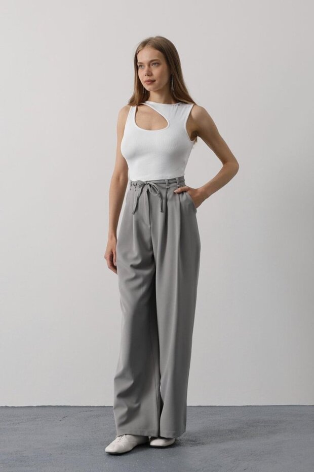 Pleated Lace-Up Oversize Trousers - Gray