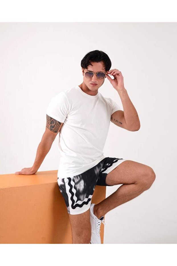 Men's Regular Cut Basic T-Shirt - 1