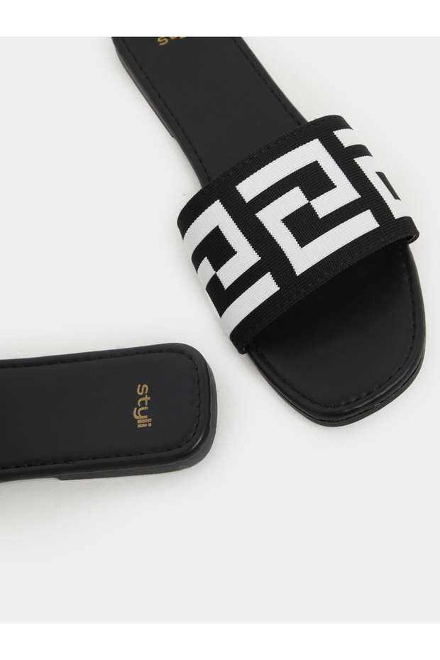 صندل مسطح مطبوع ومحكم - 3