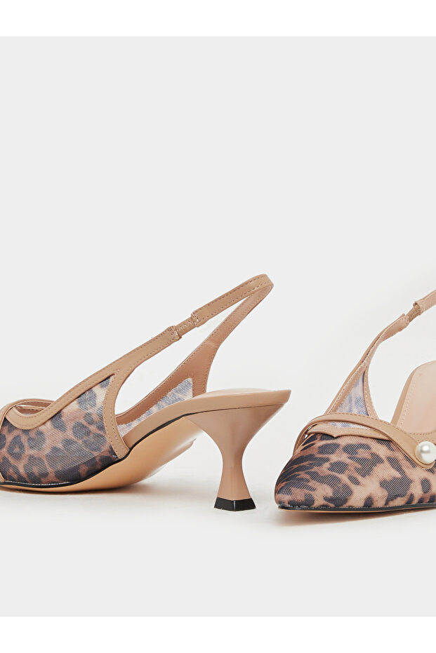 صندل مفتوح من الخلف بطبعة جلد النمر - 3