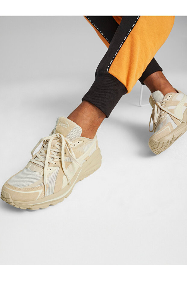 أحذية رياضية منومة LS - 2