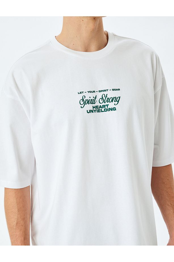 Pamuklu Tok Kumaş Kısa Kollu Bisiklet Yaka Slogan Baskılı Oversize Tişört - 5