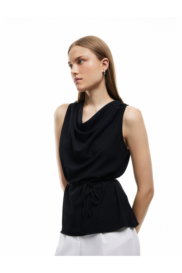Aerobin Fabric Waist Tie Detail Degaje Collar Sleeveless Blouse