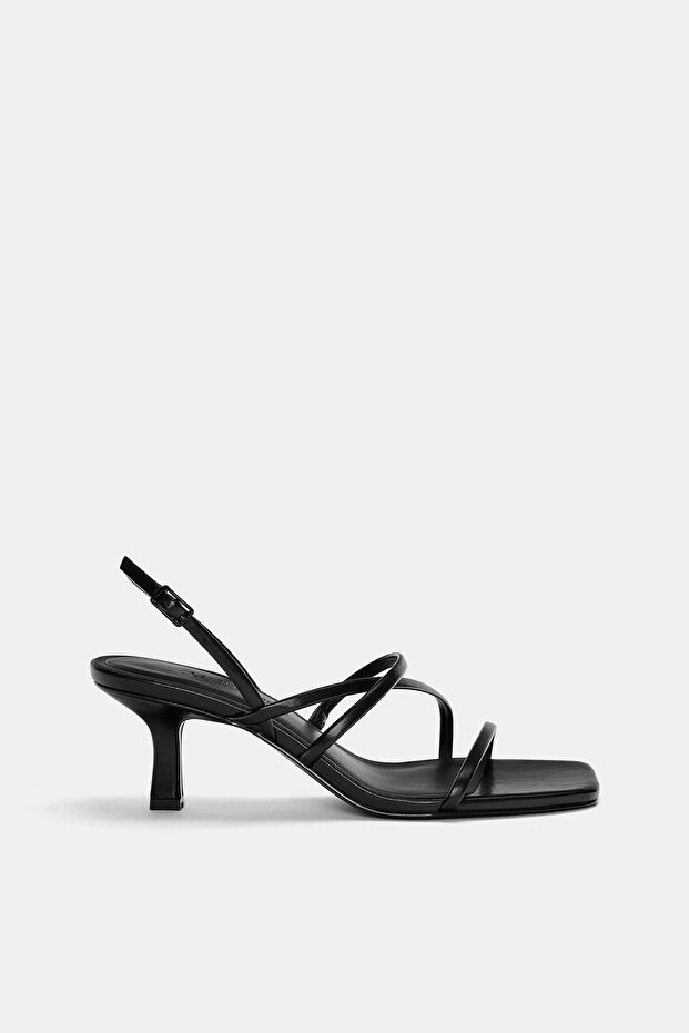 Bantlı topuklu sandalet - 2