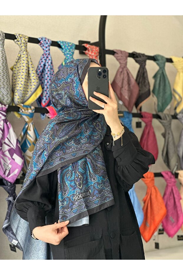 شال ناعم بنمط عرقي - 1