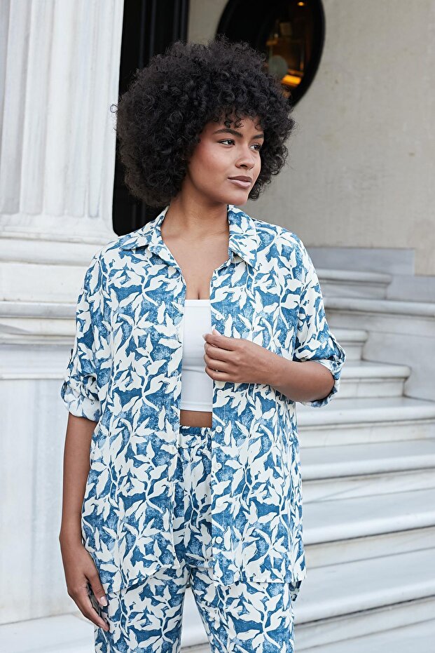 Women's Patterned Voile Collar Off Shoulder Long Sleeve Loose Shirt-Blue Floral