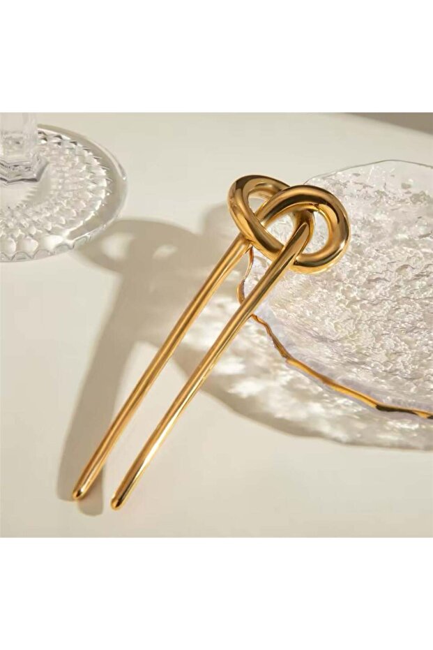 Gold Knotted Bun Buckle