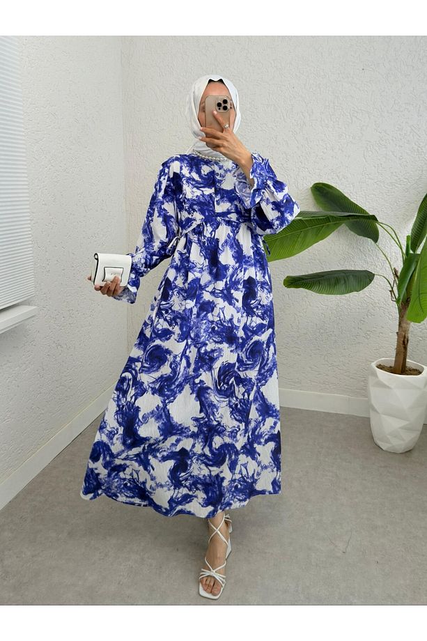 Yarım Düğmeli Beli Bağcıklı Desenli Elbise -Saks - 1