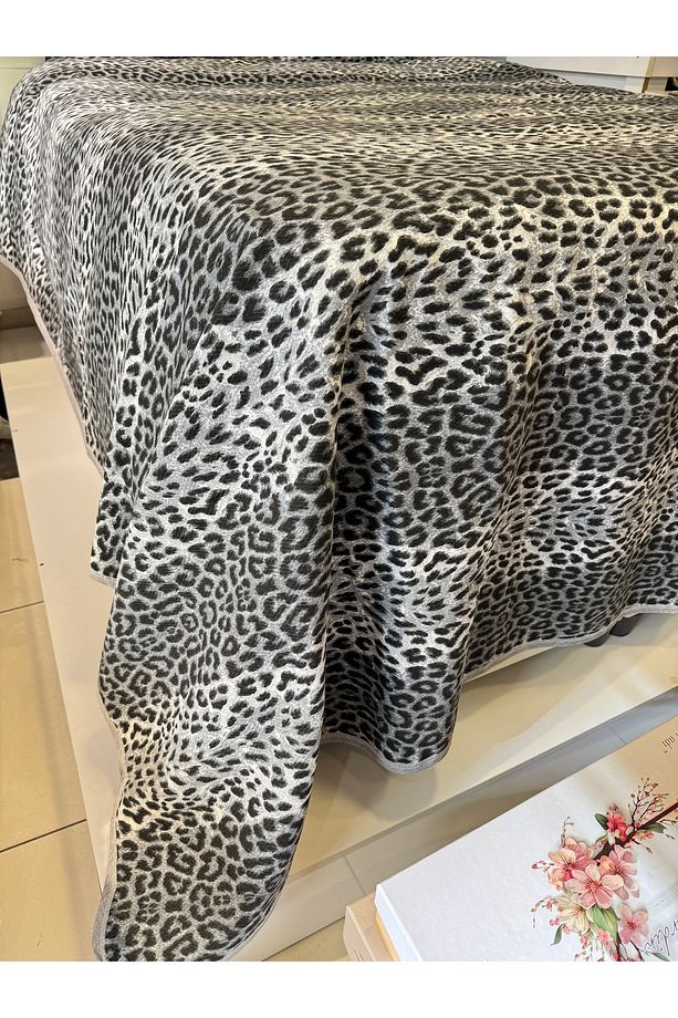 Leopar Desen Baskılı 150x240 Cm. Tek Kişilik Tek Pike - 3