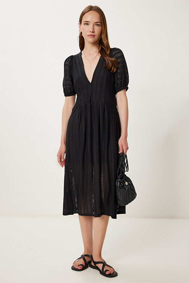 Women's Black Openwork Summer Midi Knitted Dress Tp00050