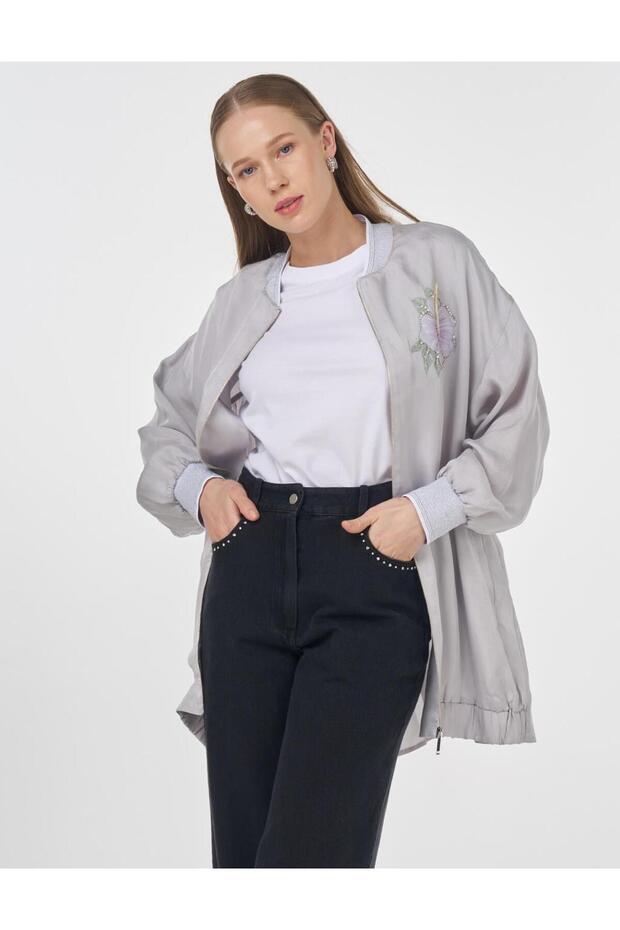 سترة ليوسيل مطرزة باللون الرمادي - 4