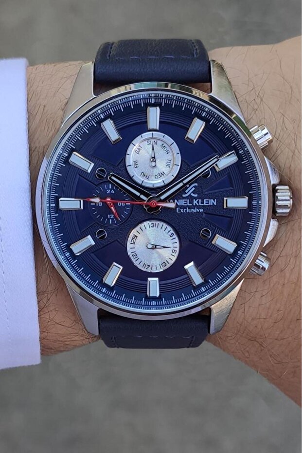 Exclusive Men's Wristwatch with Active Indicator, Navy Blue Dial and Strap