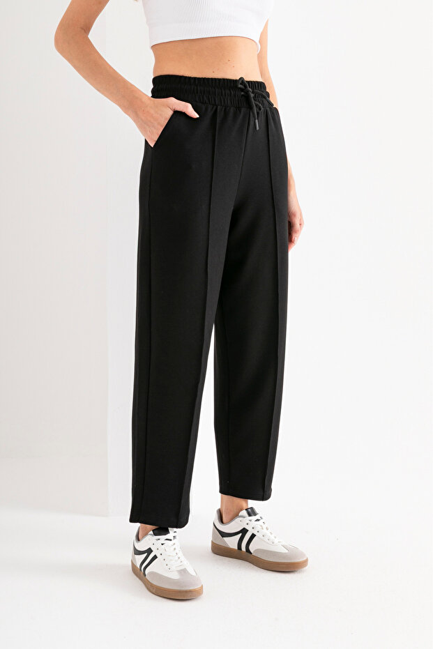 Women's Black High Waist Pocket Modal Fabric Ribbed Front Balloon Shape Pants