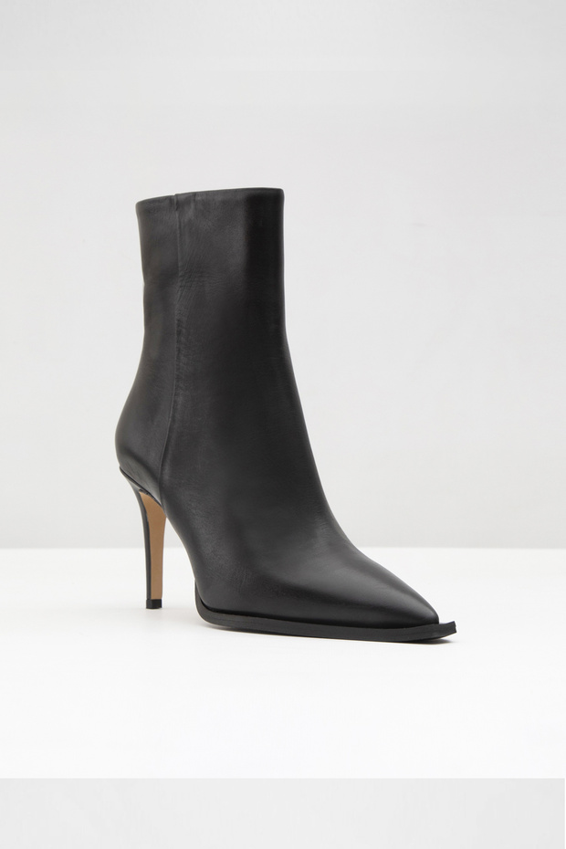 Fıneas-tr - Siyah Kadın Bot - 4