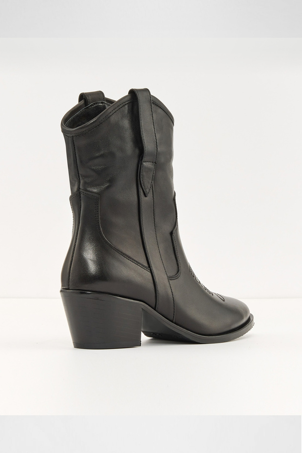 Belle-tr - Siyah Kadın Bot - 2