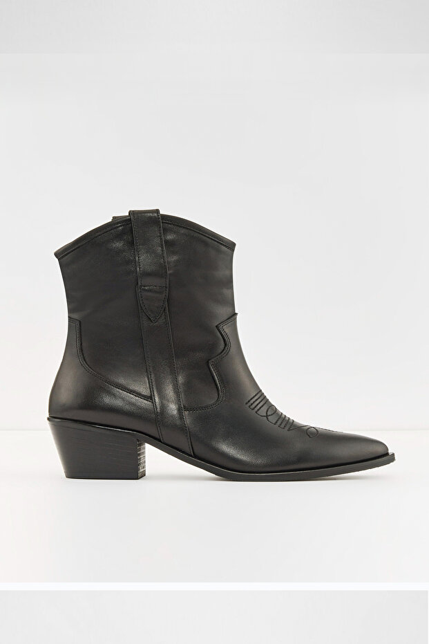 Belle-tr - Siyah Kadın Bot - 7