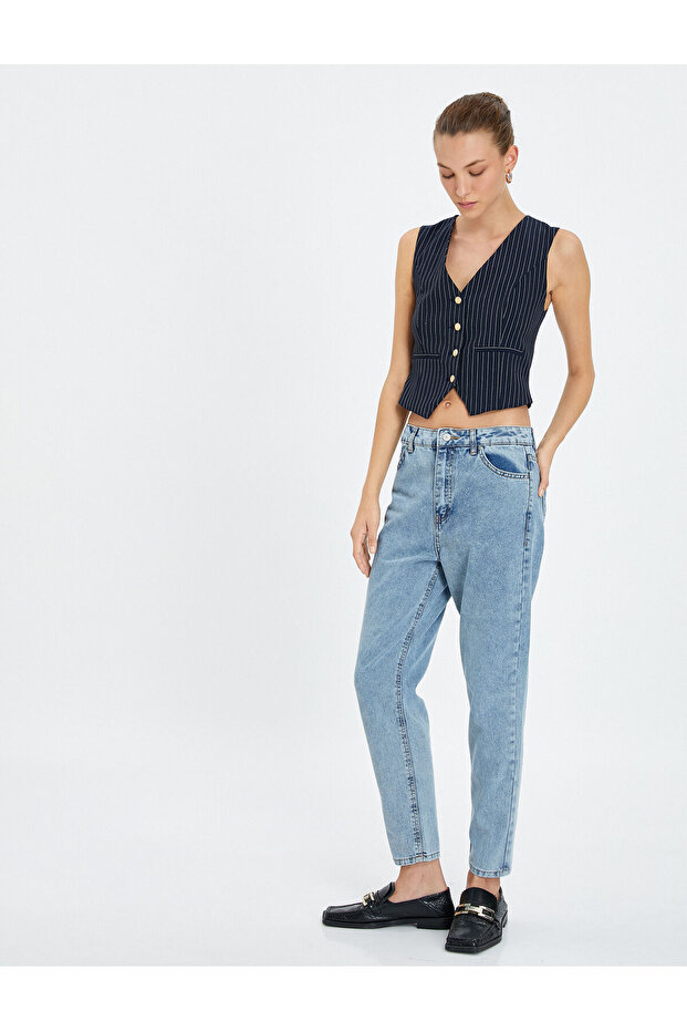 Mom Jean High Waist Relaxed Cut Light Slim Leg Cotton With Pocket - Mom Jeans