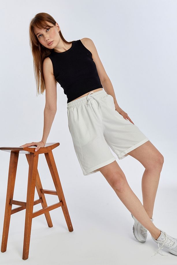 Kadın Oversize Yumuşak Dokulu Şort Modal Karışımlı Katlamalı Paça - 2