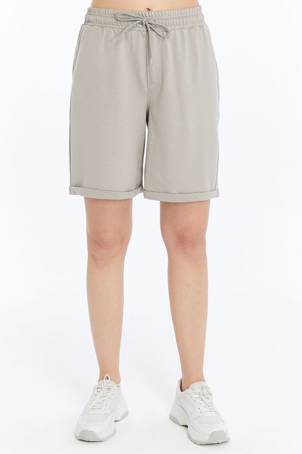 Kadın Oversize Yumuşak Dokulu Şort Modal Karışımlı Katlamalı Paça - 4