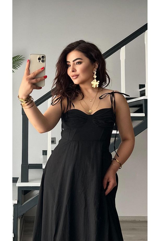 Siyah Marka Model Fırfırlı Astarlı Elbise - 4