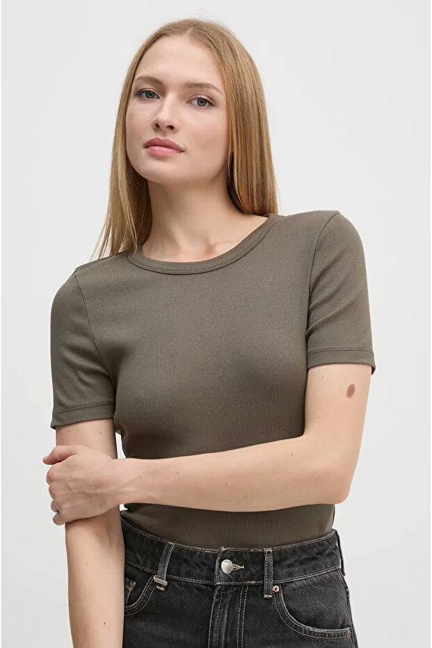 Women T-shirts & Tank tops