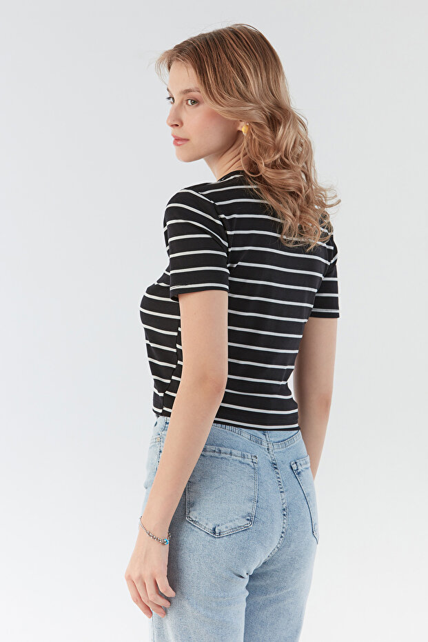 Basic Çizgili Crop Tişört - 3
