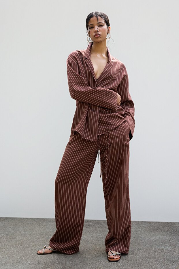 Çizgili bağcık gömlek - 2