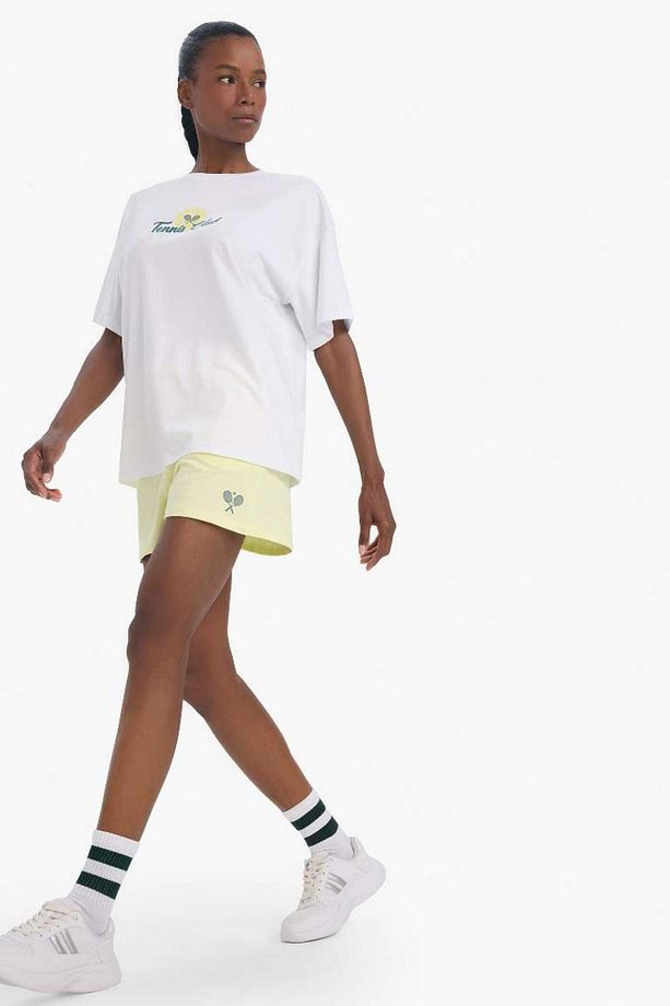 Yeni Sezon DeFactoFit Standart Fit Sporcu Kısa Paça Şort - 4