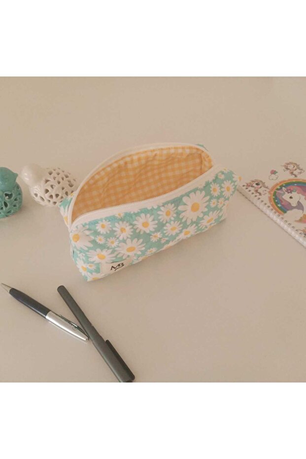 حقيبة أقلام مزخرفة بنقشة الأقحوان البري - 4