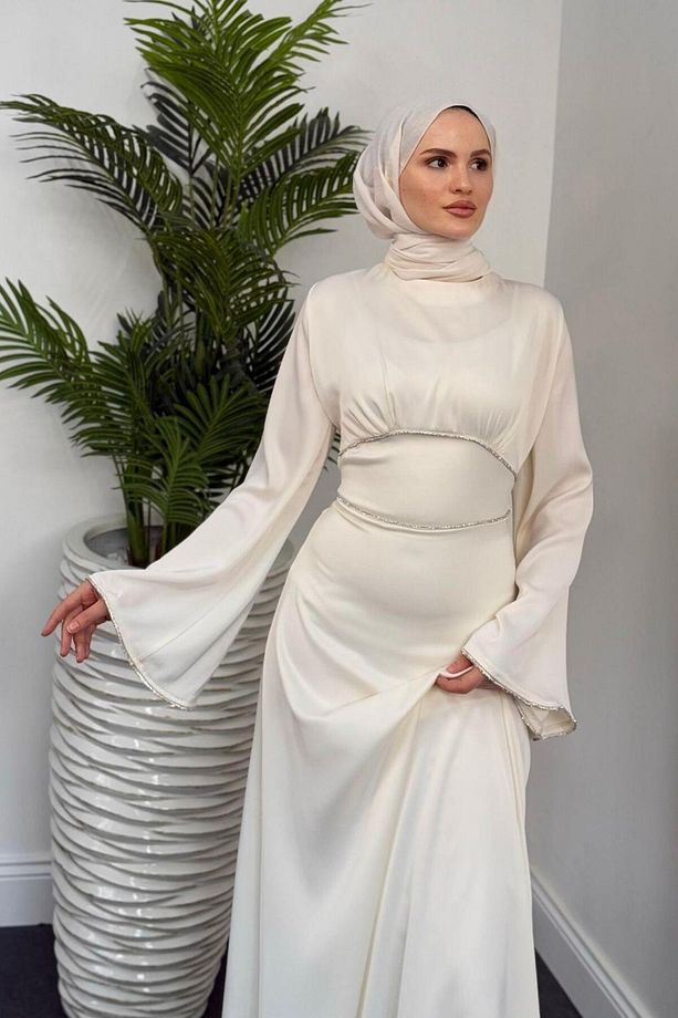Kolu ve Beli Baget Taşlı Abiye Beyaz - 1