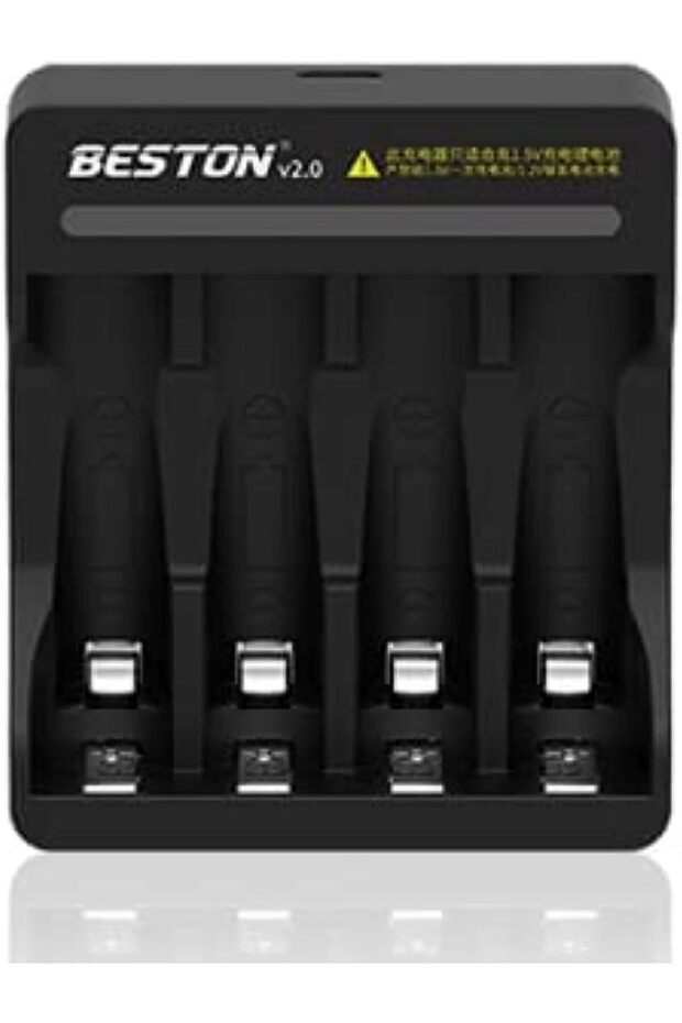 M7011 4 Slots 1.5V Lithium Battery Smart Charger
