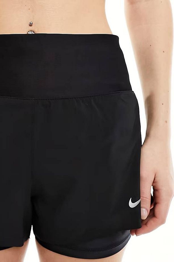 Dri Fit Swift 3in 2N1 Short Kadın Reflektörlü 3 Cepli Taytlı Şort Siyah - 6