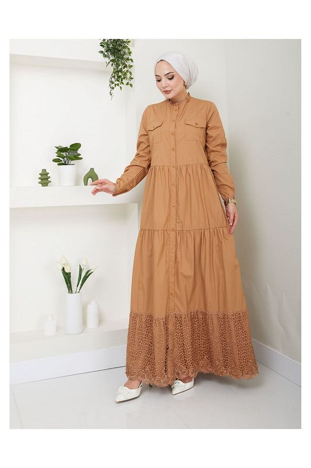 Dantelli Doğal Kumaşlı Boydan Düğmeli Kot Elbise Koyu Camel - 1