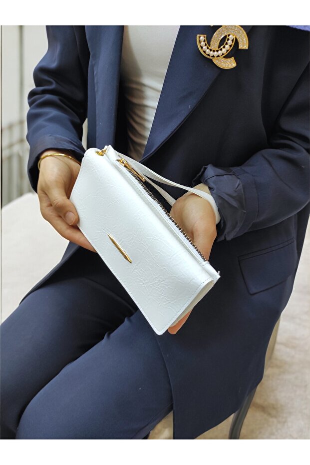 Hand Straped Zipper Detail Women's Wallet Hand Bag