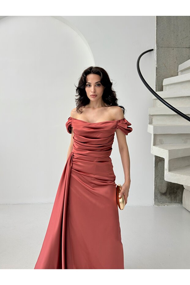 Rochie de seară drapată cu umeri - 3