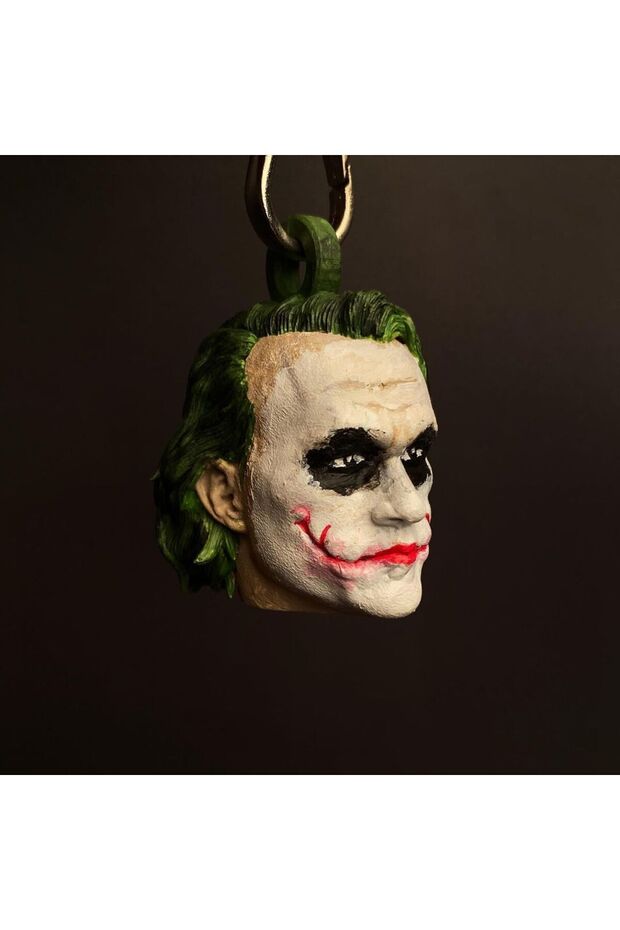 Dark Knight Joker - سلسلة مفاتيح على شكل شخصية جوكر من هيث ليدجر