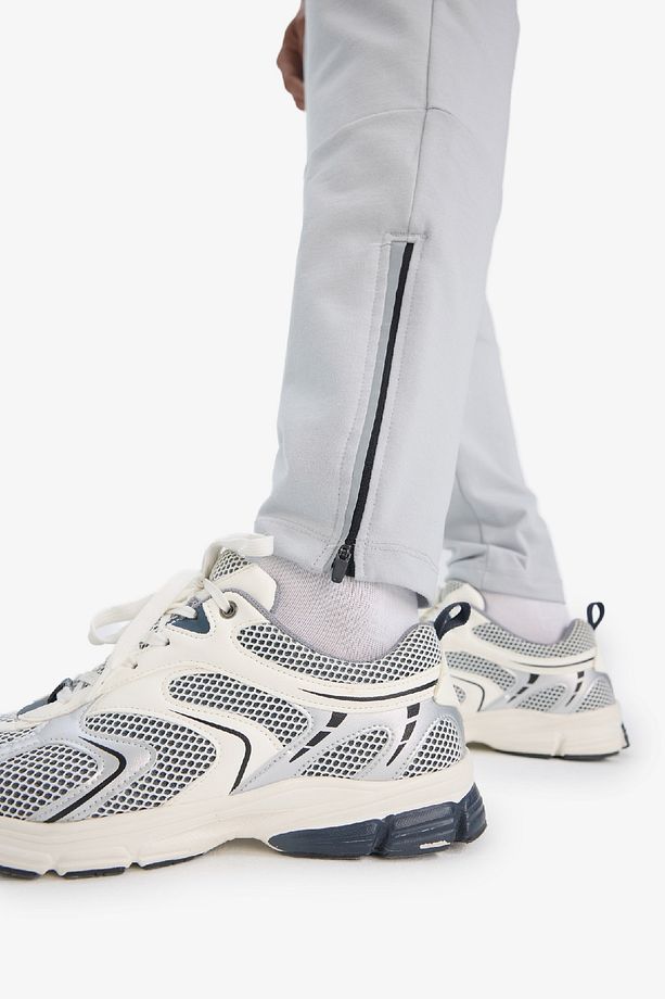 DeFactoFit Slim Fit Sporcu Jogger Eşofman Altı Dar Kesim Fermuarlı Paça  D7998AX25SP - 6