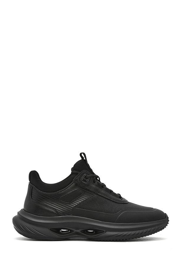 Erkek Siyah Kalın Tabanlı Bağcıklı Kumaş Sneaker 25SFD695414 - 1